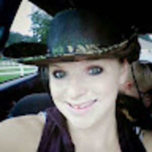 Meet your Posher, Stacia
